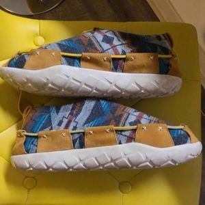 Size 13 - Nike Air Moc N7 Pendleton 2019